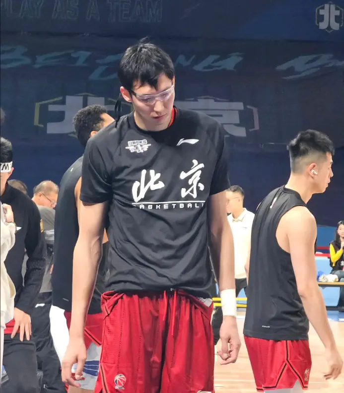 冲击, 相信在教练, 冲冠军 冲击, 相信在教练, 冲冠军